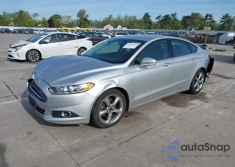 2014 Ford Fusion Se z USA, uszkodzony, nr VIN 1FA6P0H71E5396026